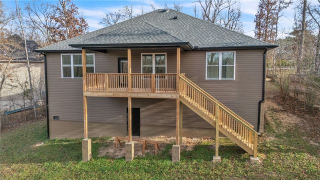 5 Burns Circle, Bella Vista, AR 72714