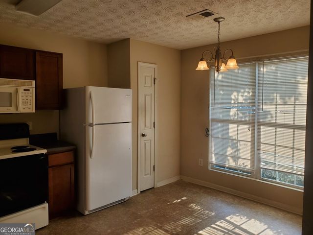 11420 S Grove Drive, Hampton, GA 30228