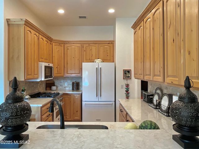 7117 S Oleander Lane, Hereford, AZ 85615