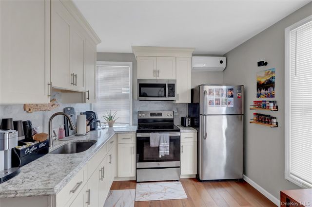 882 Hempstead Turnpike, Franklin Square, NY 11010