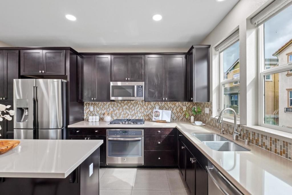 Image 25 of property listing at 795 Opie Court, San Jose, CA 95133