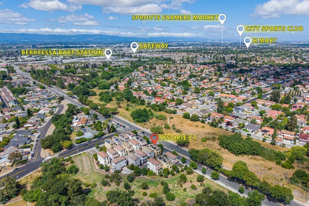 Image 44 of property listing at 795 Opie Court, San Jose, CA 95133