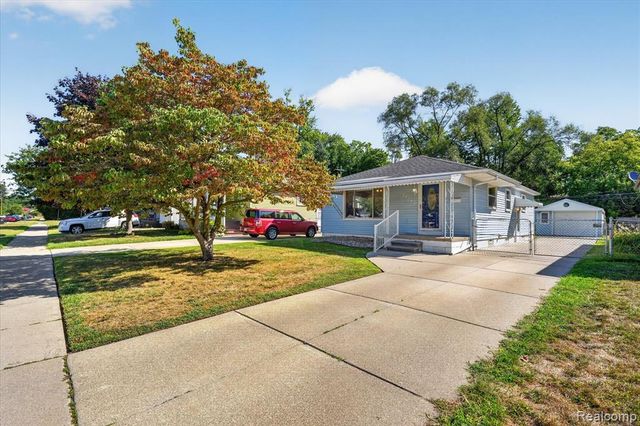 19360 Kinloch Street, Redford, MI 48240