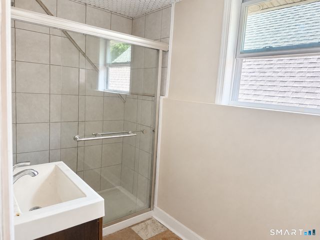 130 Plymouth Street, New Haven, CT 06504