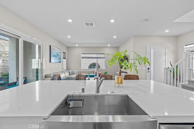 113 Source, Irvine, CA 92618