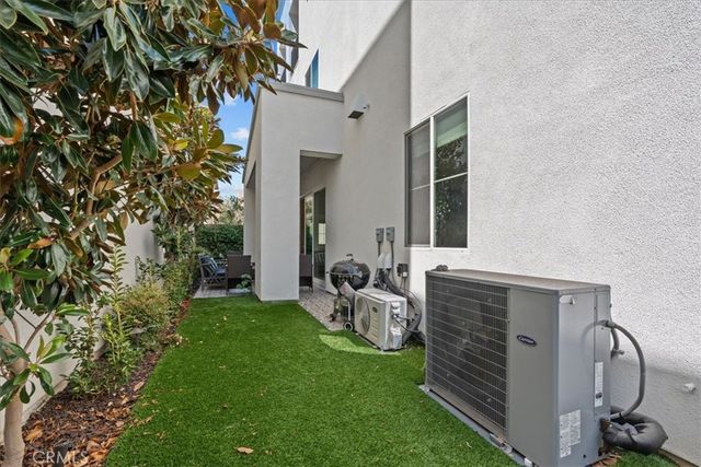 113 Source, Irvine, CA 92618