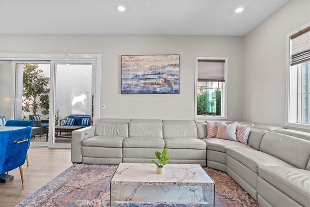 113 Source, Irvine, CA 92618