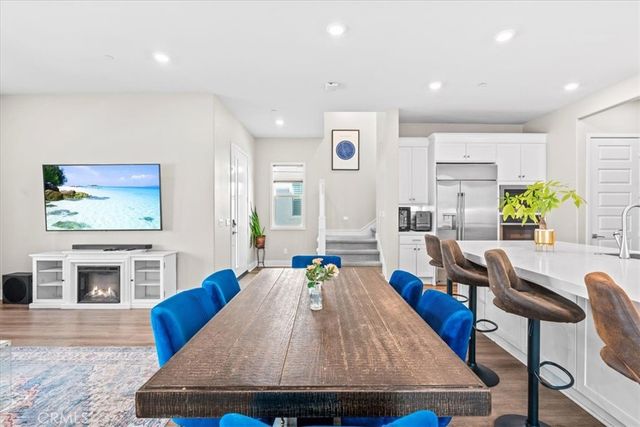 113 Source, Irvine, CA 92618