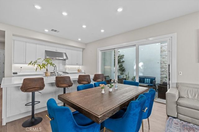 113 Source, Irvine, CA 92618