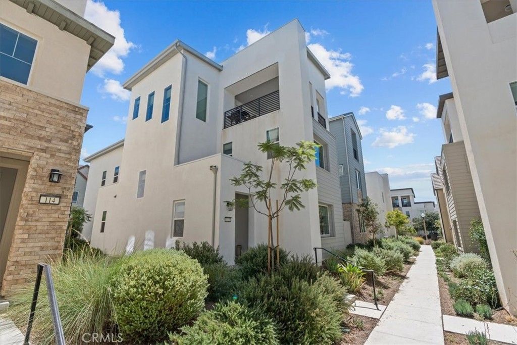 113 Source, Irvine, CA 92618