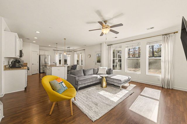 8471 Athens Way, North Charleston, SC 29420