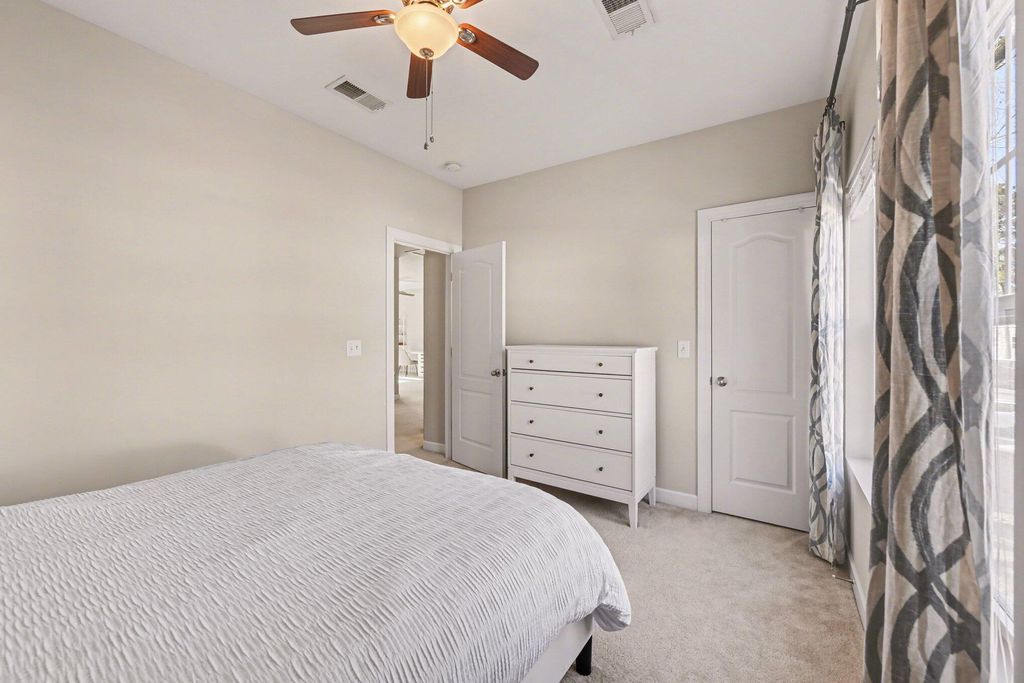 Image 25 of property listing at 8471 Athens Way, North Charleston, SC 29420