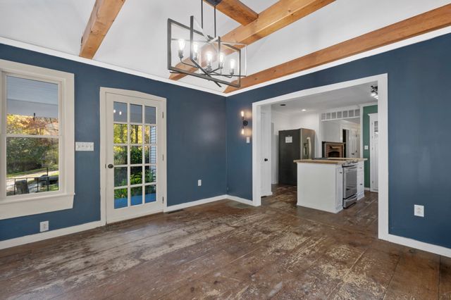 84 Elm St, Blackstone, MA 01504