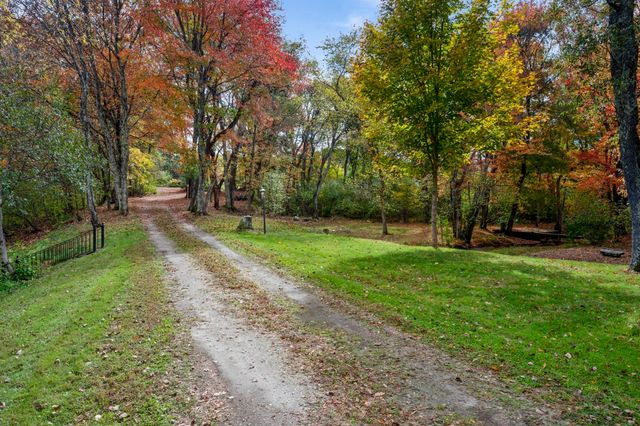 84 Elm St, Blackstone, MA 01504