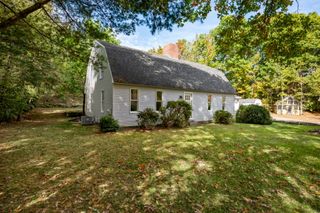 84 Elm St, Blackstone, MA 01504