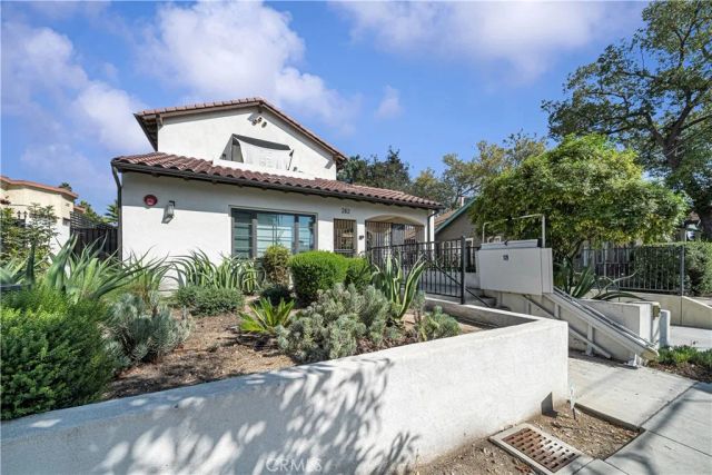 262 N Wilson Avenue 104, Pasadena, CA 91106