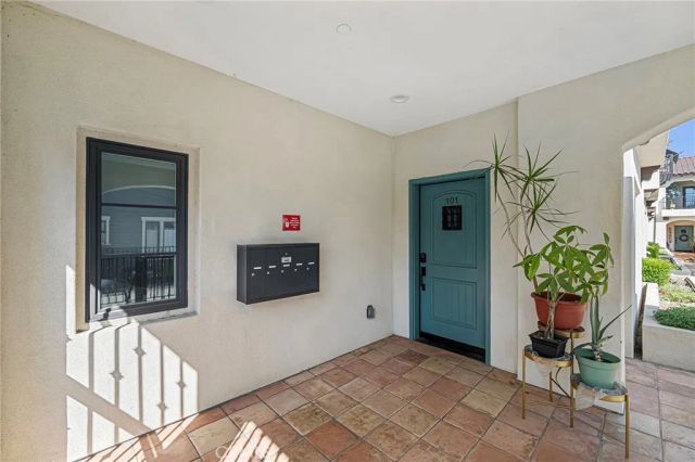 262 N Wilson Avenue 104, Pasadena, CA 91106