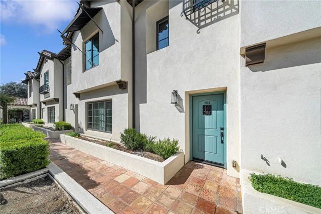 262 N Wilson Avenue 104, Pasadena, CA 91106