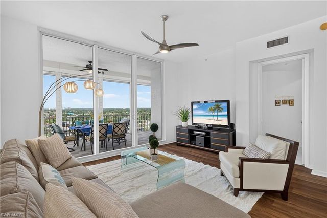 410 Flagship DR 1201, Naples, FL 34108