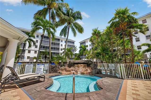410 Flagship DR 1201, Naples, FL 34108