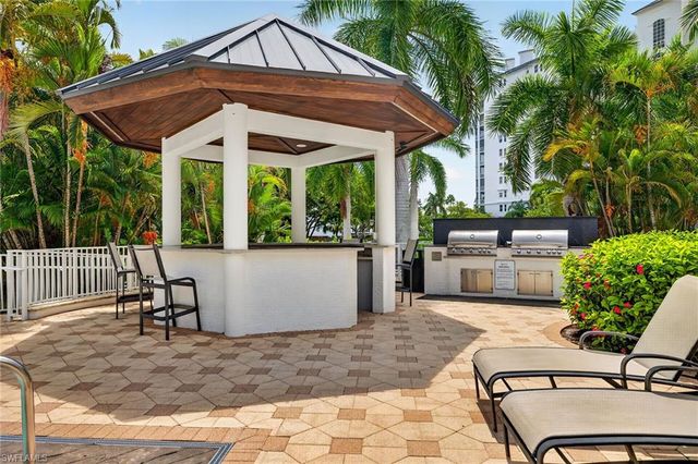 410 Flagship DR 1201, Naples, FL 34108