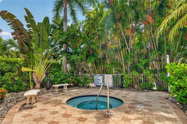410 Flagship DR 1201, Naples, FL 34108