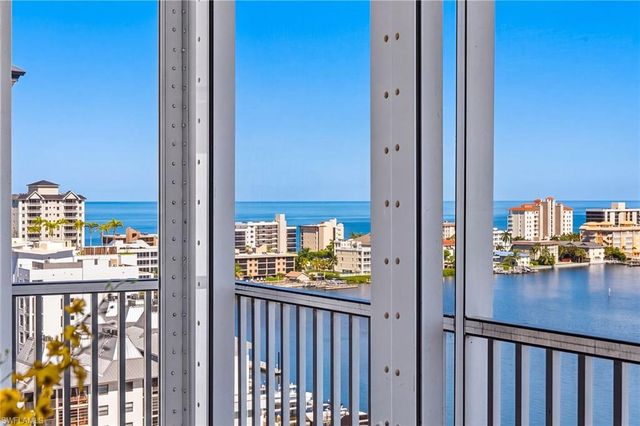 410 Flagship DR 1201, Naples, FL 34108
