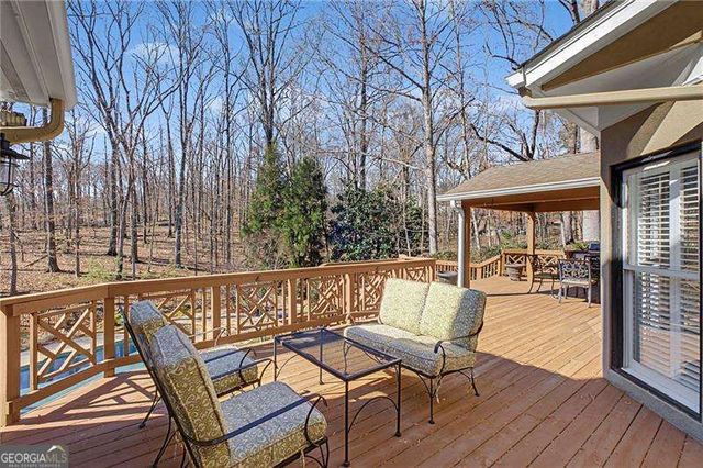 12880 Bucksport Drive, Roswell, GA 30075