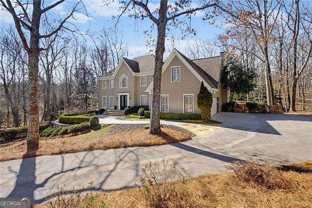 12880 Bucksport Drive, Roswell, GA 30075