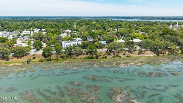 1411 North Street, Beaufort, SC 29902