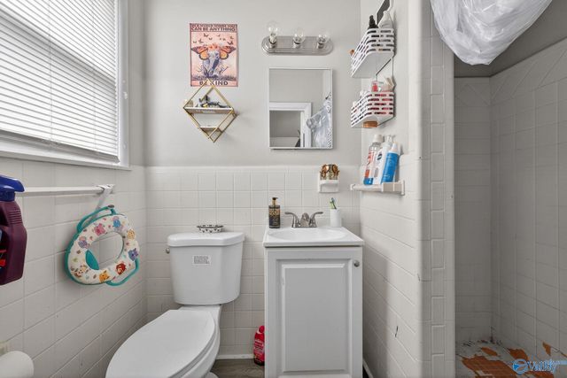 6206 NW Stratford Court, Huntsville, AL 35806