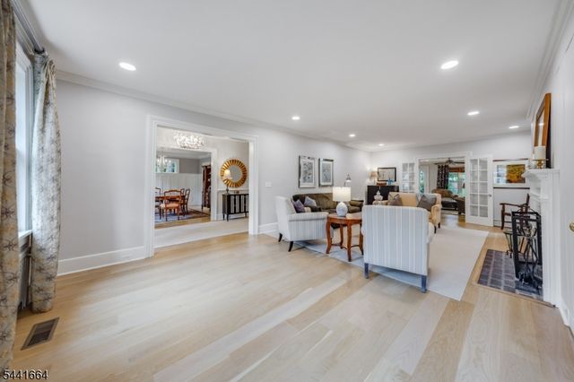 38 Glenside Rd, South Orange Village Twp., NJ 07079
