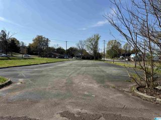 711 E 10TH STREET, Anniston, AL 36207