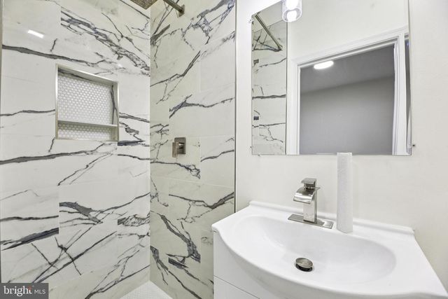 2117 HOMEWOOD AVE, Baltimore, MD 21218
