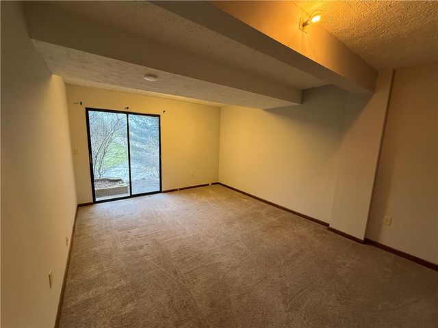 120 Sugar Maple Cir, N Franklin Twp, PA 15301