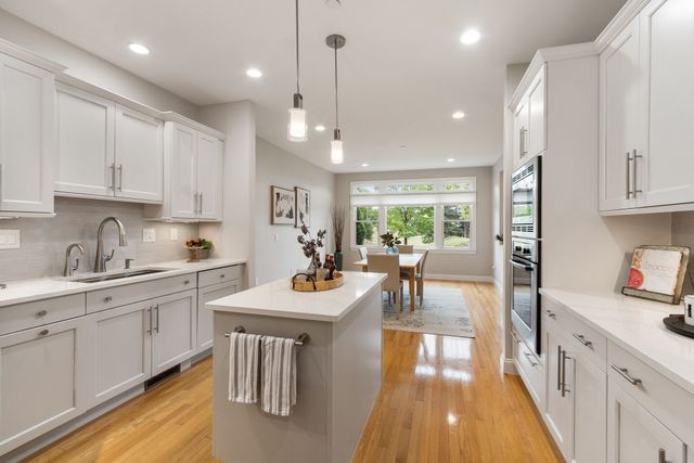 8 S Cottage Rd 8, Belmont, MA 02478