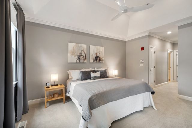 8 S Cottage Rd 8, Belmont, MA 02478