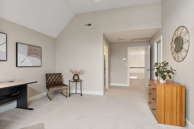 8 S Cottage Rd 8, Belmont, MA 02478