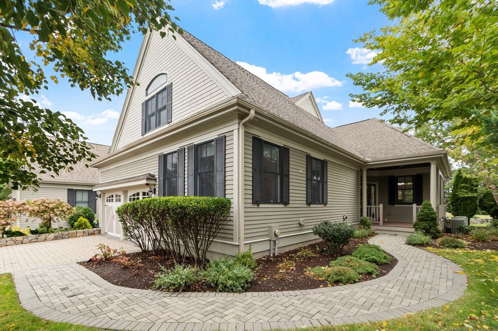 8 S Cottage Rd 8, Belmont, MA 02478