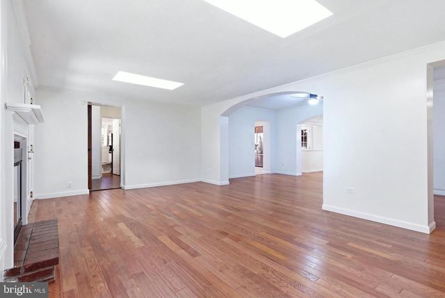 6432 ICHABOD PL, Falls Church, VA 22042