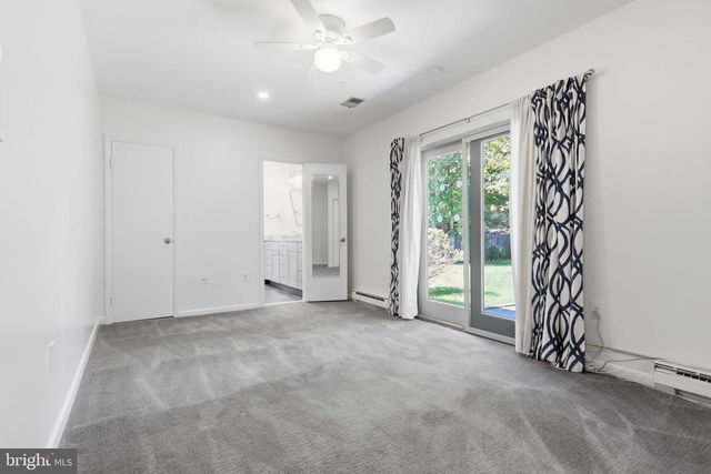 6432 ICHABOD PL, Falls Church, VA 22042