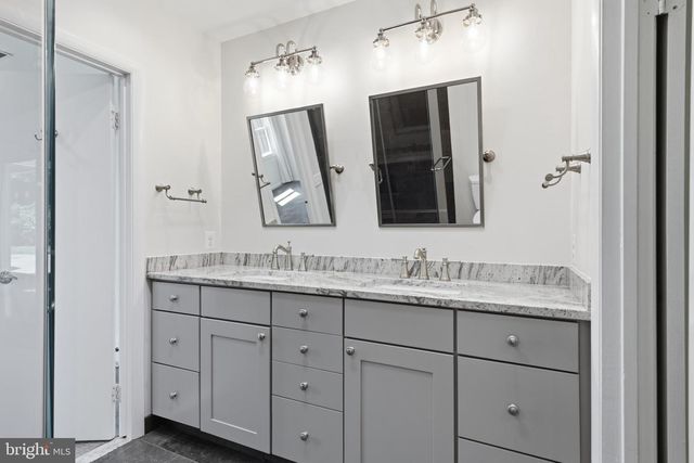 6432 ICHABOD PL, Falls Church, VA 22042