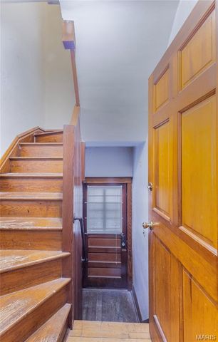 3626 Bowen Street, St Louis, MO 63116