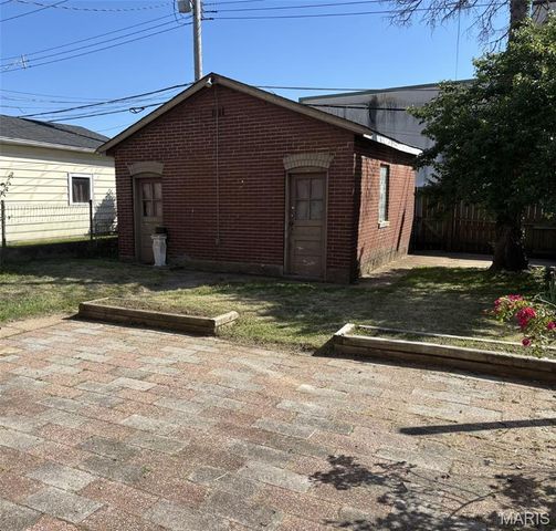 3626 Bowen Street, St Louis, MO 63116
