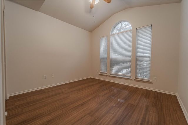 17303 Orwell LN, Round Rock, TX 78664