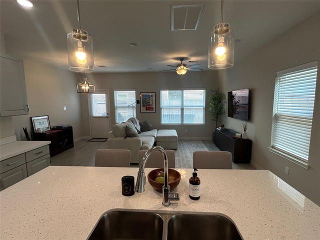 1511 Revolution Way, Missouri City, TX 77459