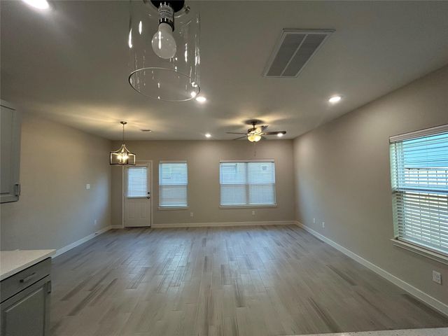 1511 Revolution Way, Missouri City, TX 77459