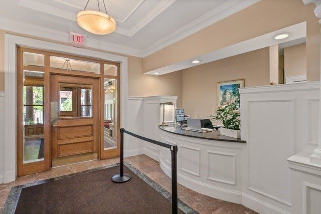 416 Marlborough 802, Boston, MA 02115