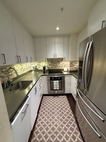 416 Marlborough 802, Boston, MA 02115