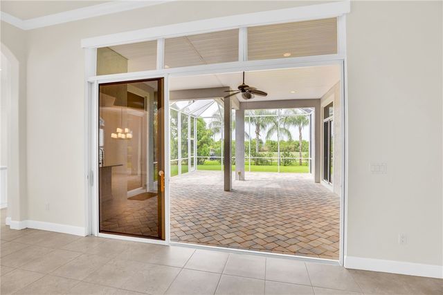 7627 S Village Square, Vero Beach, FL 32966